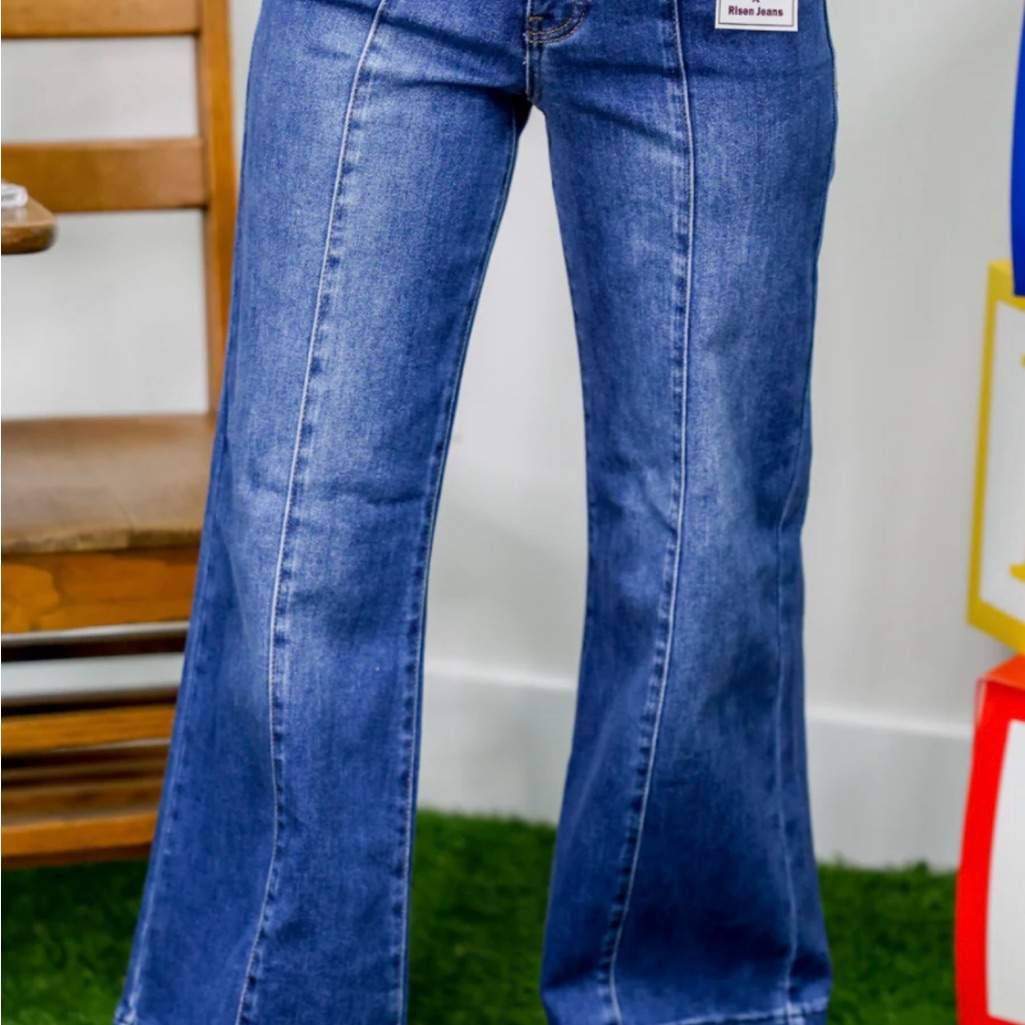 Risen Mid Rise Wide Leg Jeans